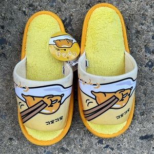 Gudetama house slippers